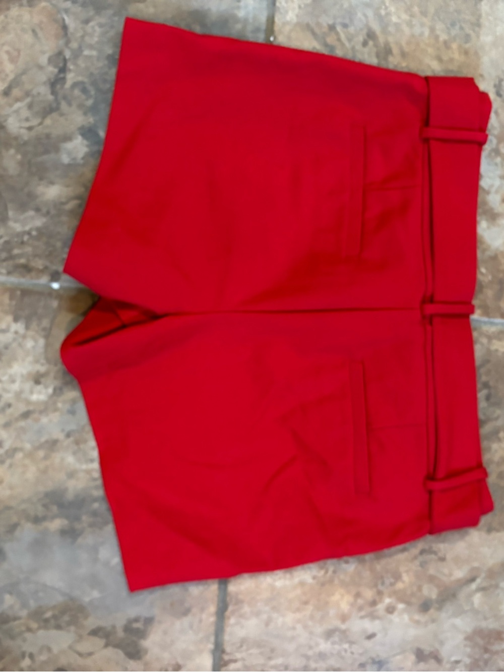 Red shorts - Picture 2 of 3